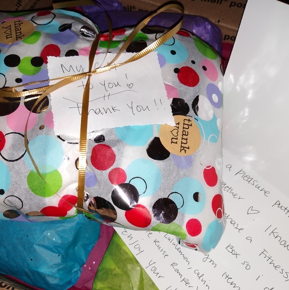 ✨SOLD OUT✨PLUS SIZE • MYSTERY BOX • - Picture 7 of 7